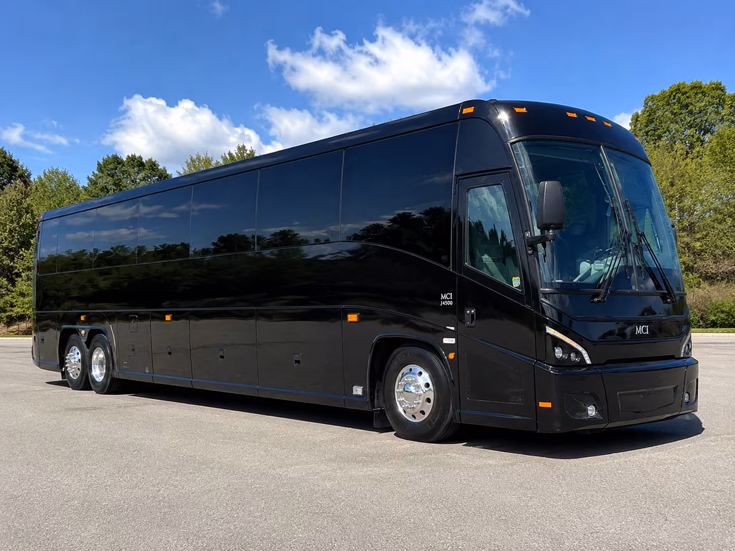 columbuscharterbuscompany com makes finding short north arena district night out transportation easy