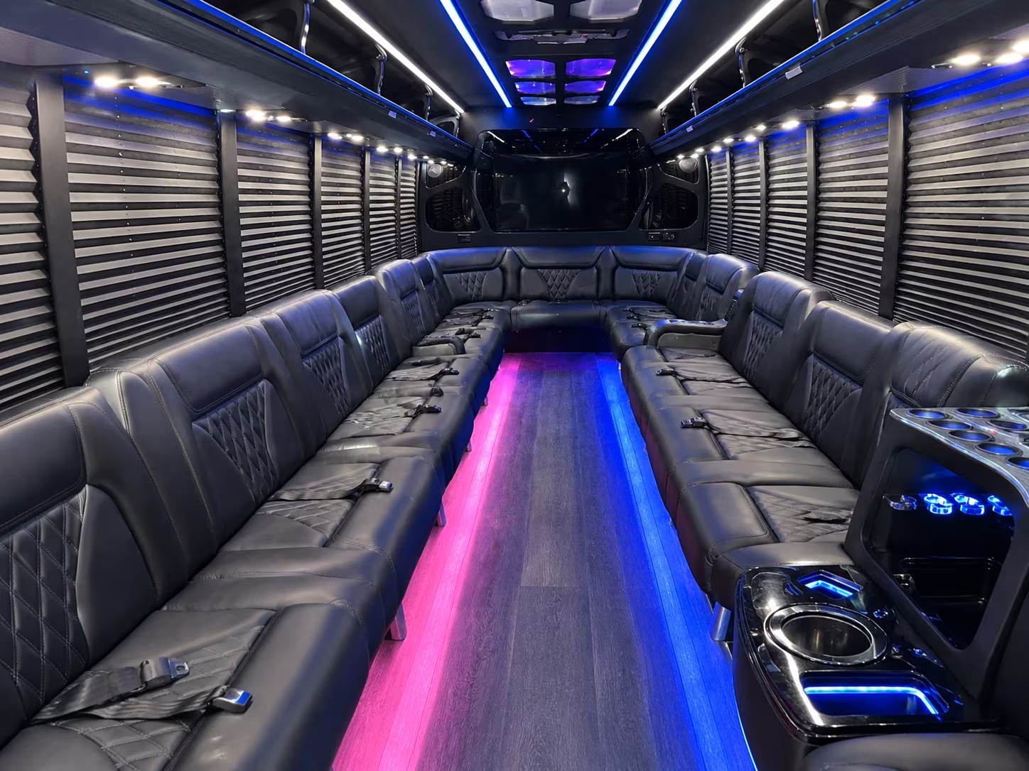 middletown bus rentals