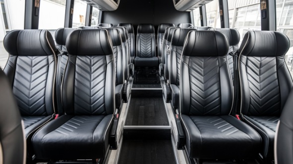 25 passenger minibus rental columbus