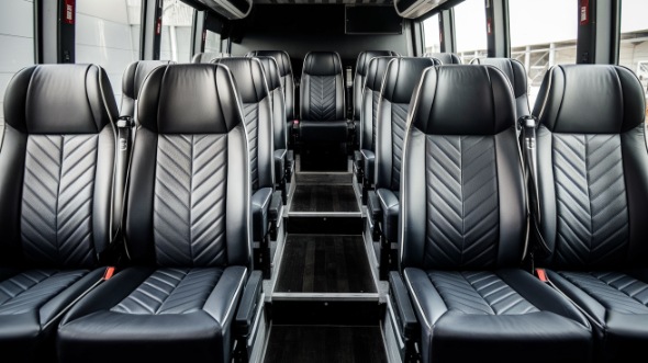 28 passenger minibus rental columbus