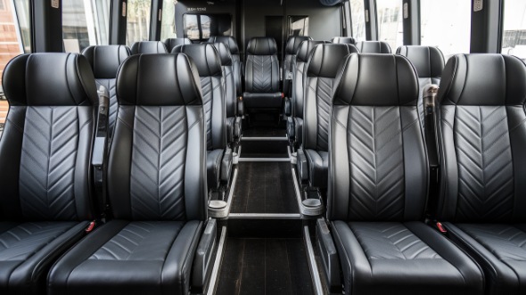 35 passenger minibus rental columbus